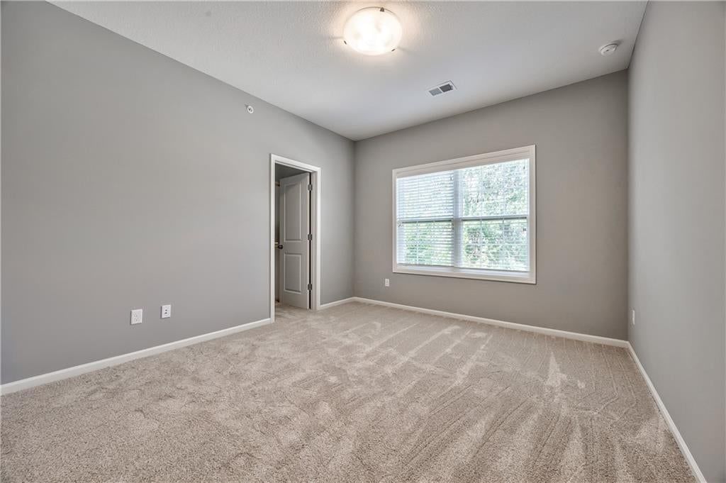 16019 Fontana Street — photo 9