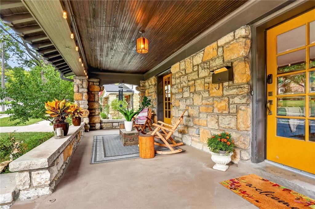 4983 Westwood Terrace — photo 3