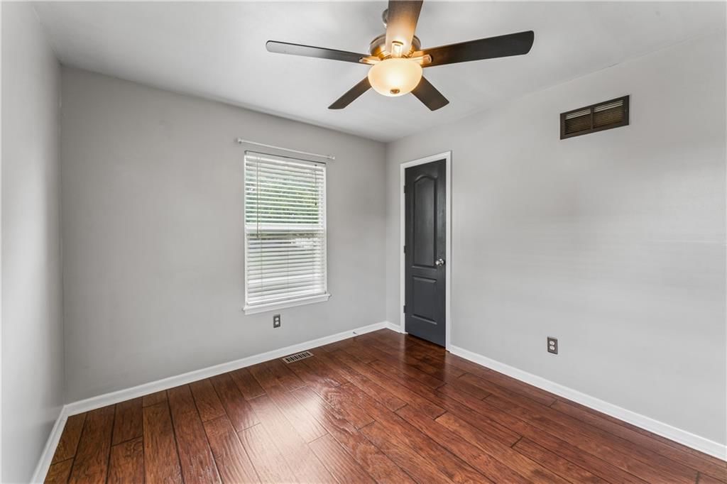 309 NE Brookwood Drive — photo 29