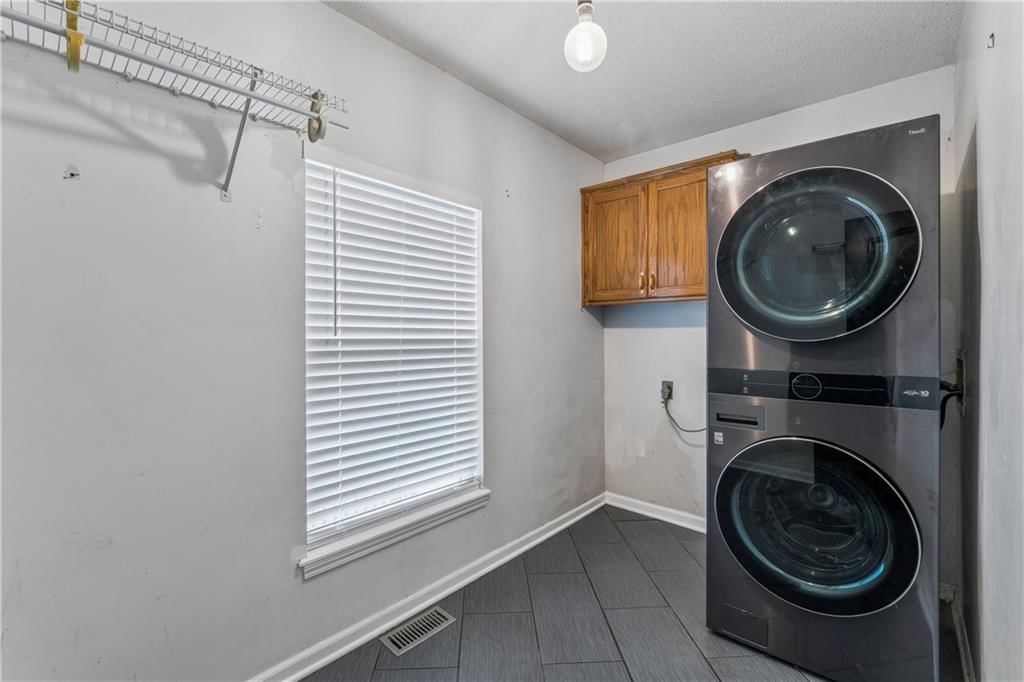 309 NE Brookwood Drive — photo 35