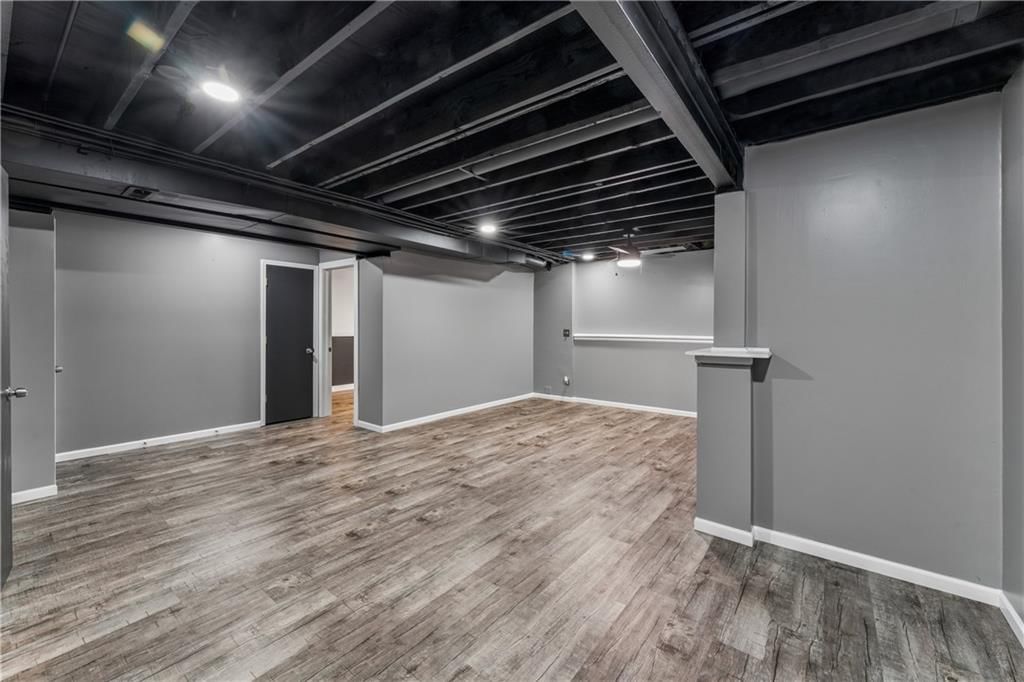 309 NE Brookwood Drive — photo 37
