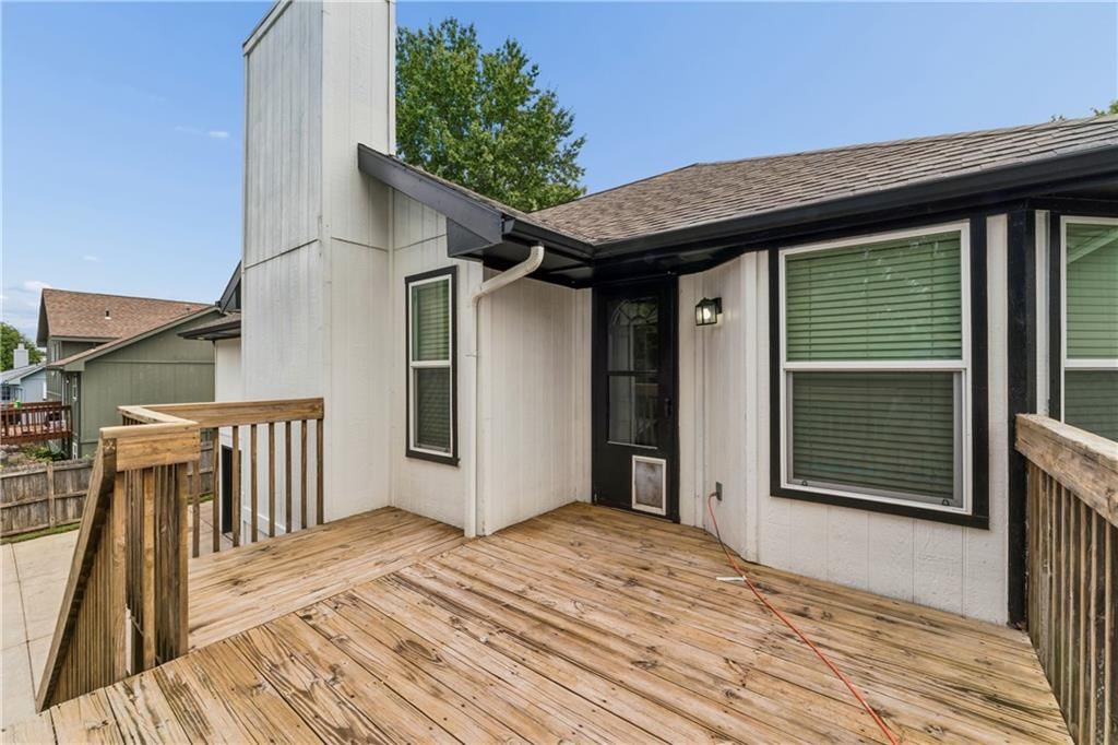 309 NE Brookwood Drive — photo 58