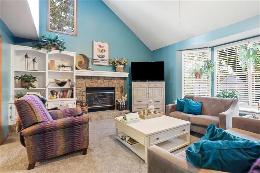 17510 W 116th Street — photo 2