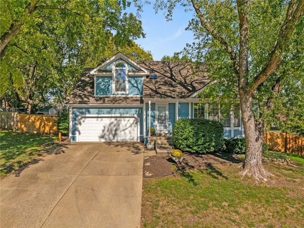 17510 W 116th Street, Olathe, KS: listing photo 2