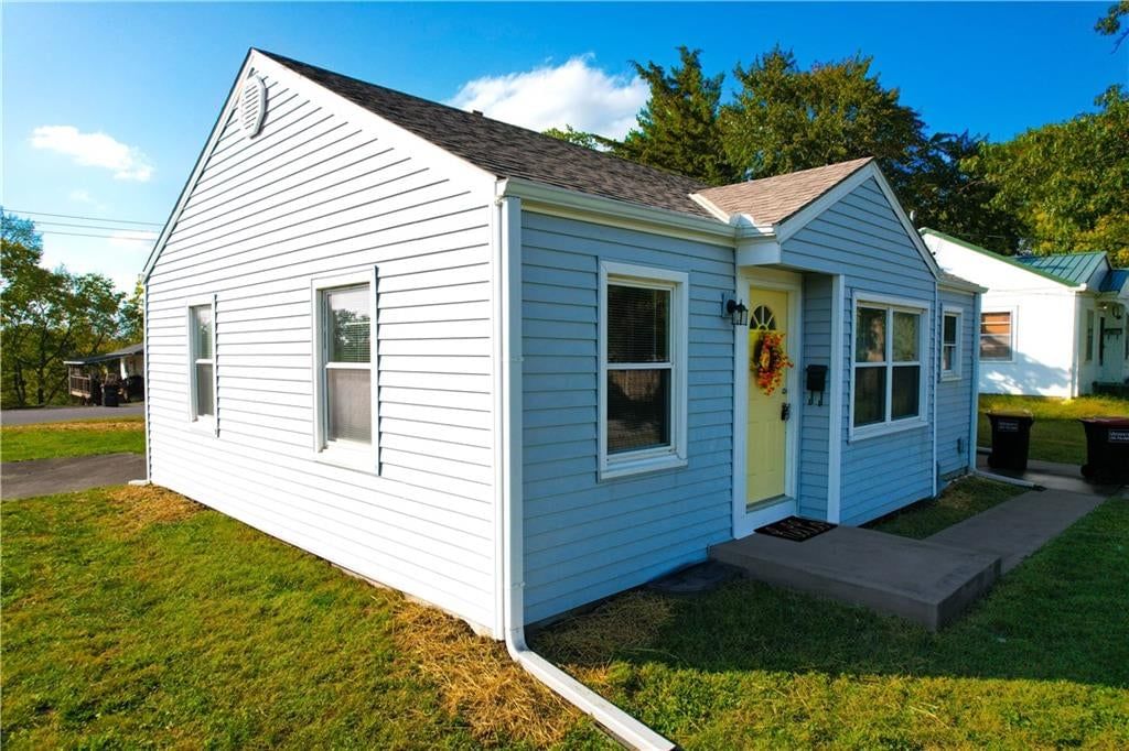 102 Westview Place, Excelsior Springs, MO: listing photo 3