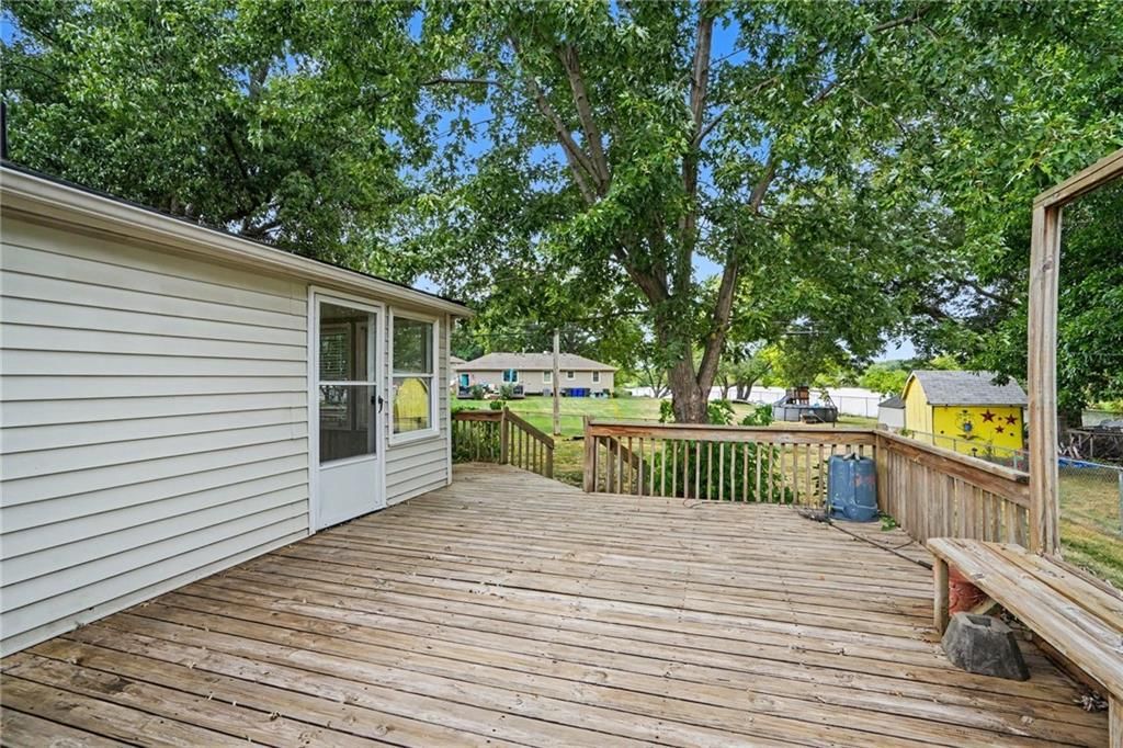 701 S Sunset Drive — photo 16