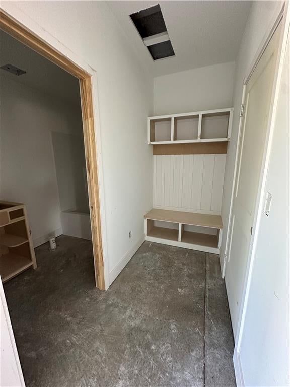 Photo 18 of 19 - 463 Green Drive, Lawson, MO 64062