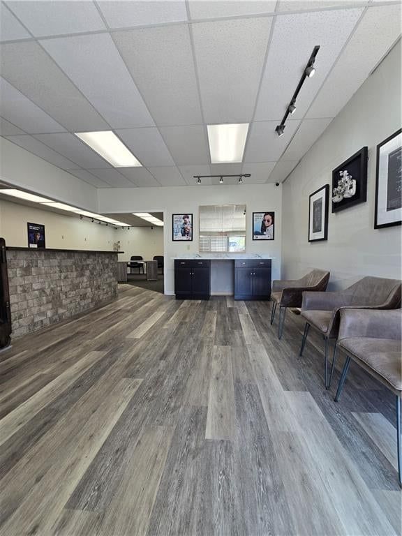 727 Commercial Street — photo 9