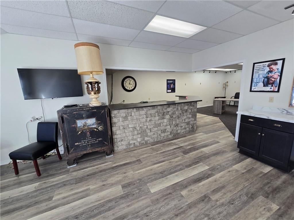 727 Commercial Street — photo 13