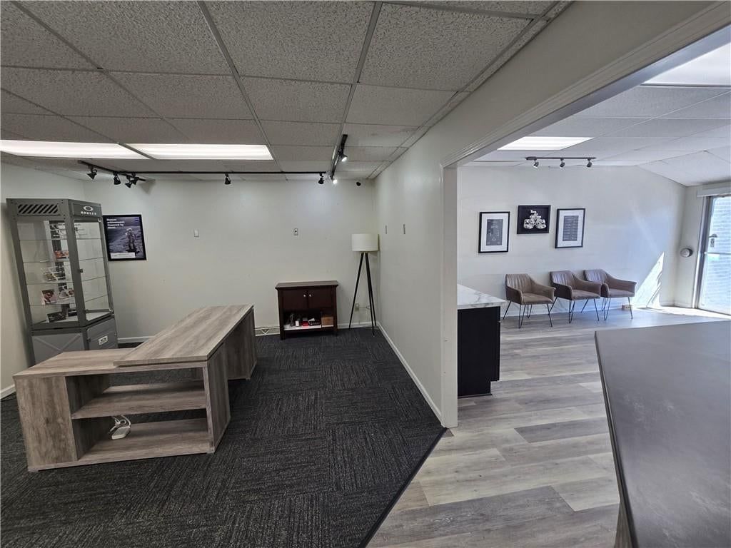 727 Commercial Street — photo 14