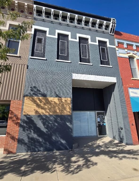 727 Commercial Street — photo 41