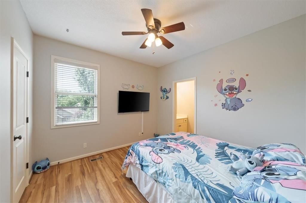 8311 NW 74th Street — photo 18