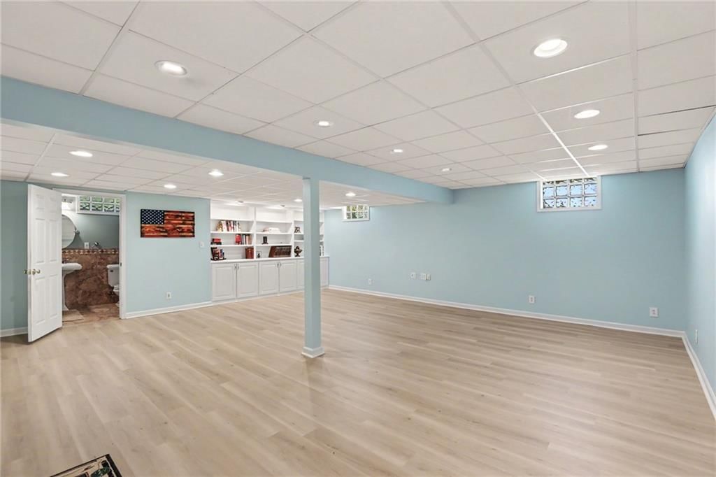 10410 Monroe Avenue — photo 27
