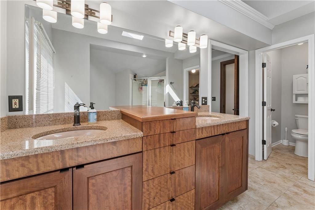 8221 W 152nd Terrace — photo 32