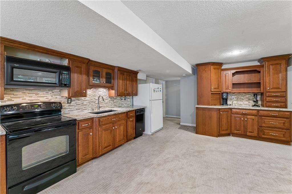 8221 W 152nd Terrace — photo 48