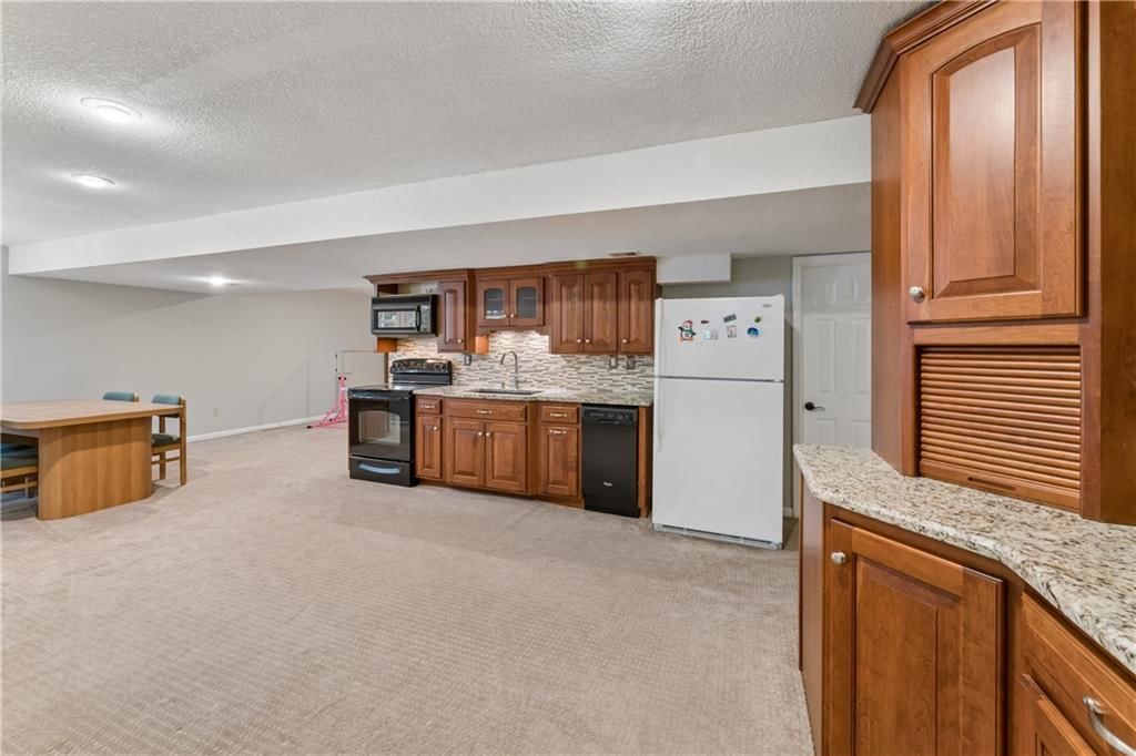 8221 W 152nd Terrace — photo 49