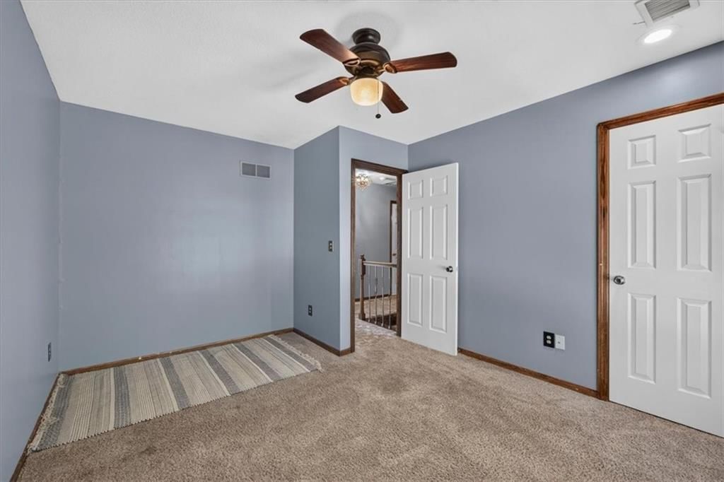 1501 SE Long Place — photo 37