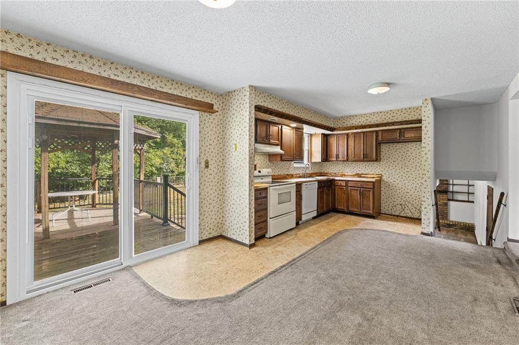 1632 W Wabash Street — photo 11