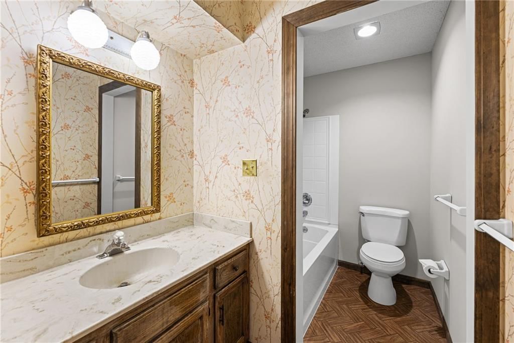 1632 W Wabash Street — photo 18