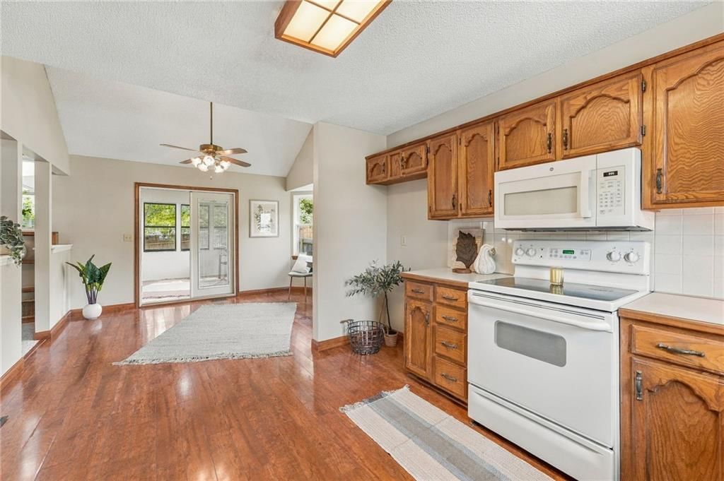 2109 SE 3rd Street — photo 11