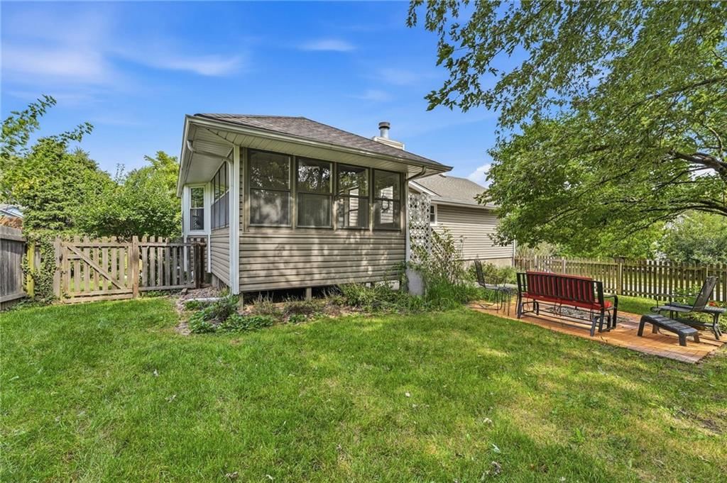 2109 SE 3rd Street — photo 33