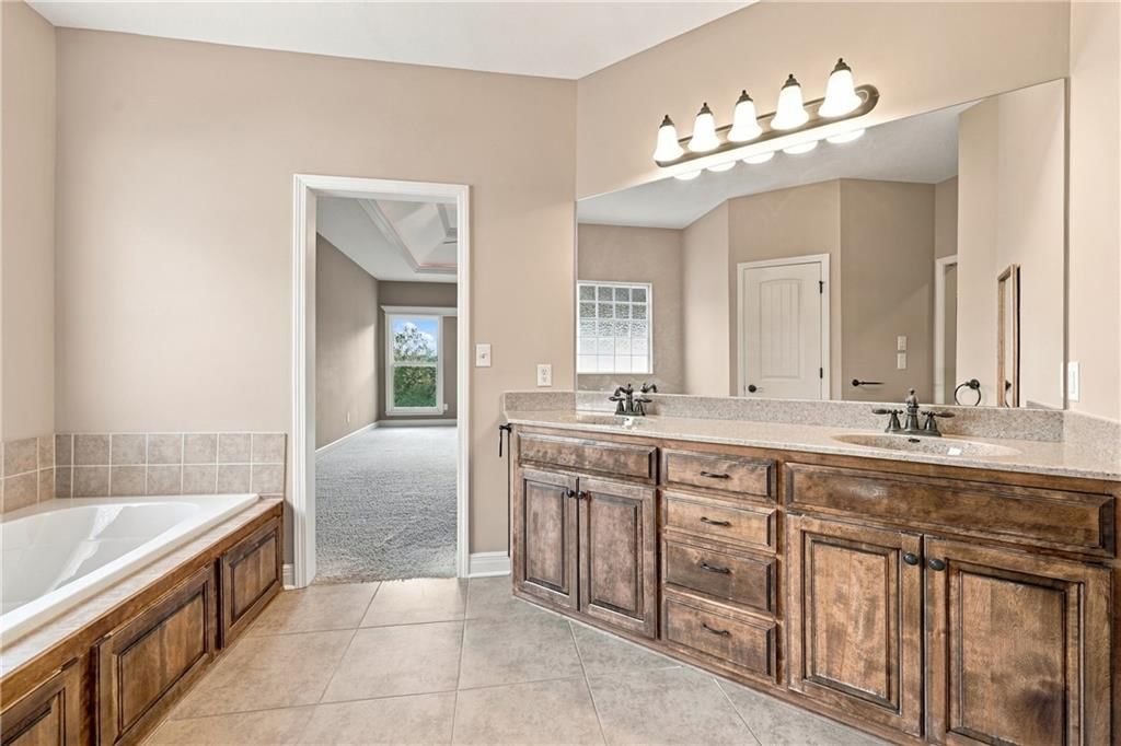 4957 S Park Ridge Drive — photo 15