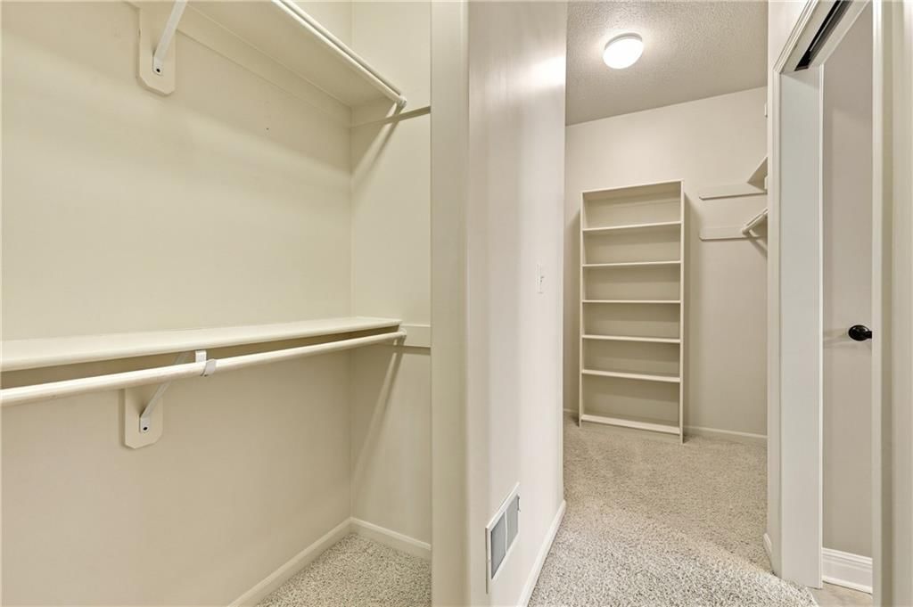 4957 S Park Ridge Drive — photo 17