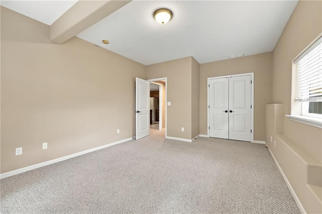 4957 S Park Ridge Drive — photo 30