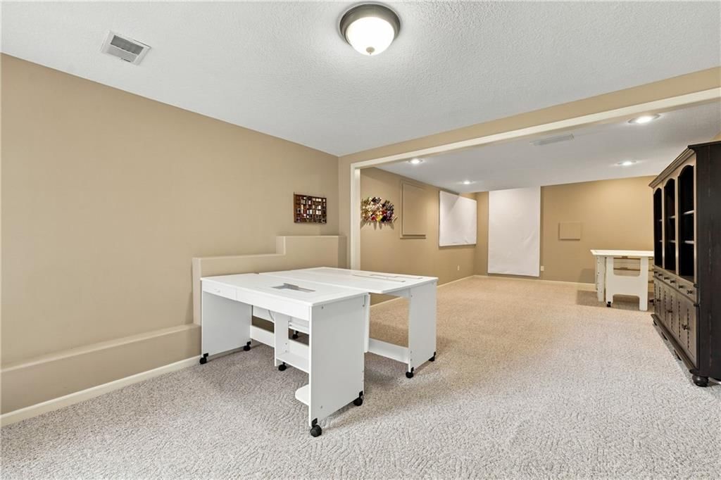 4957 S Park Ridge Drive — photo 32