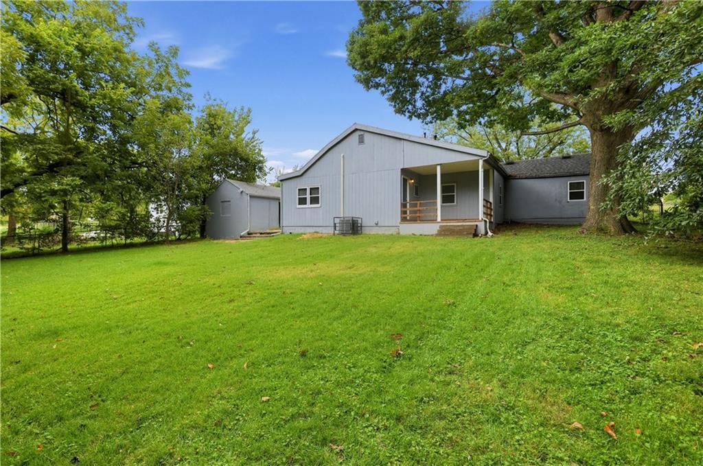 5228 Woodson Road, Raytown, MO: listing photo 2