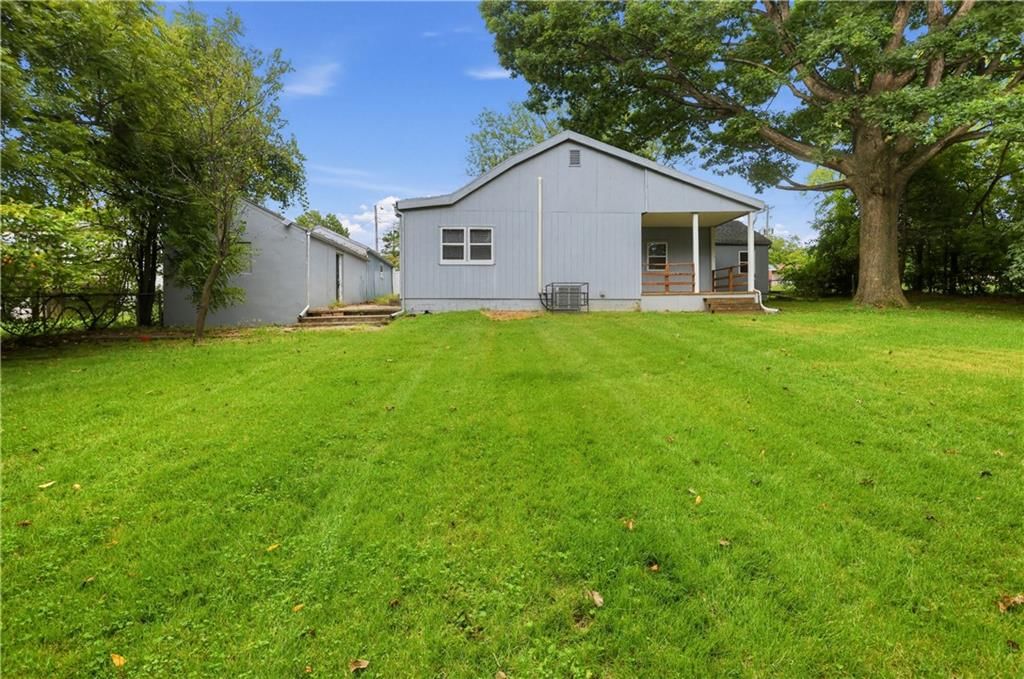 5228 Woodson Road, Raytown, MO: listing photo 3