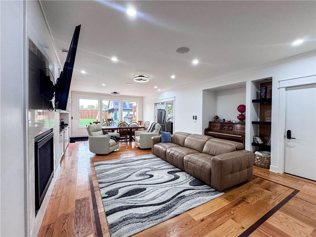 2614 W 44th Avenue — photo 8