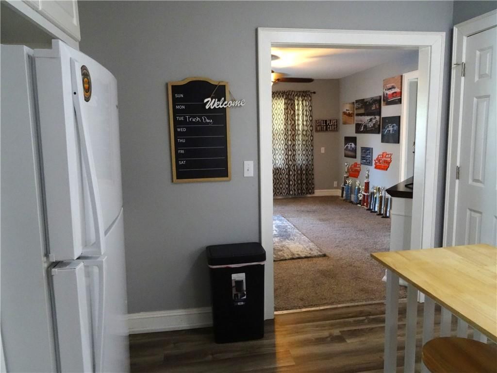 202 S Thompson Street — photo 13