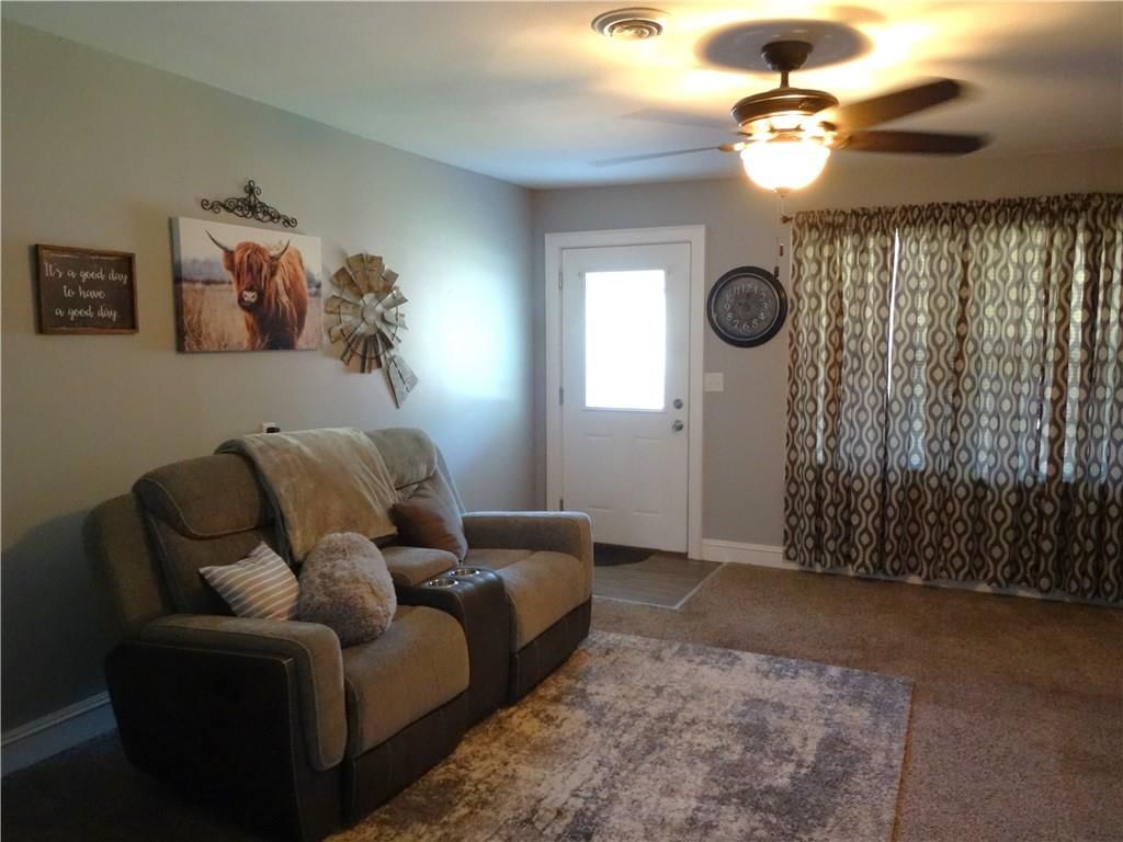 202 S Thompson Street — photo 17