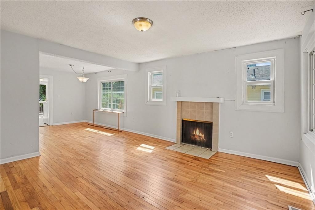 7811 SUMMIT Street — photo 5