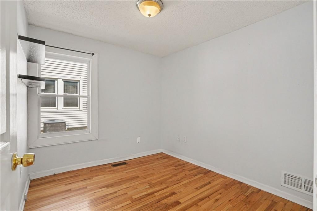 7811 SUMMIT Street — photo 9