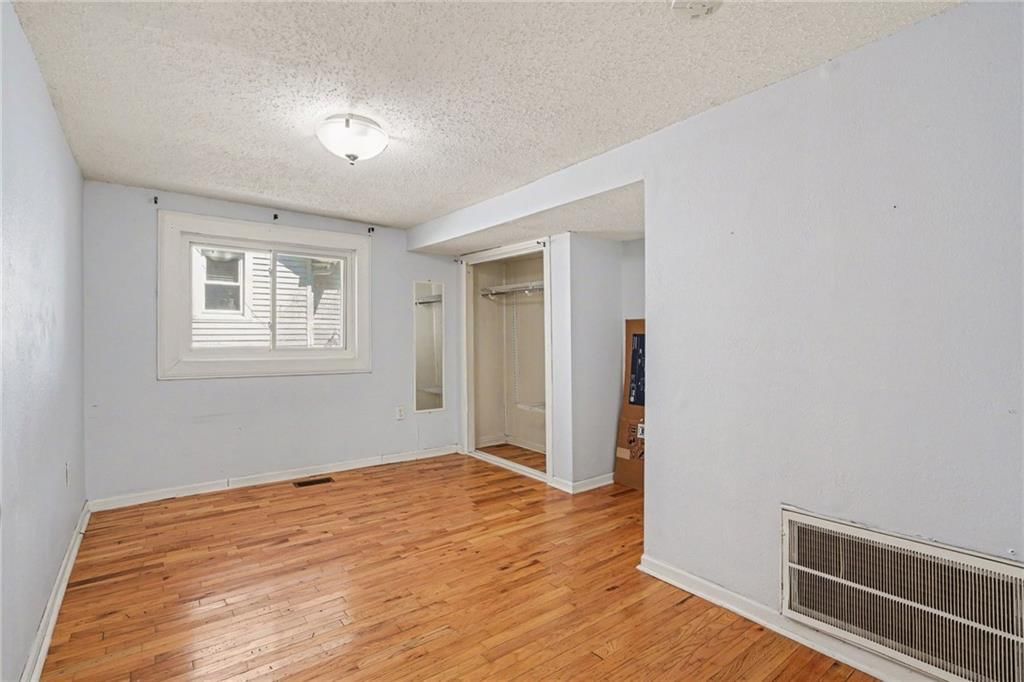 7811 SUMMIT Street — photo 12