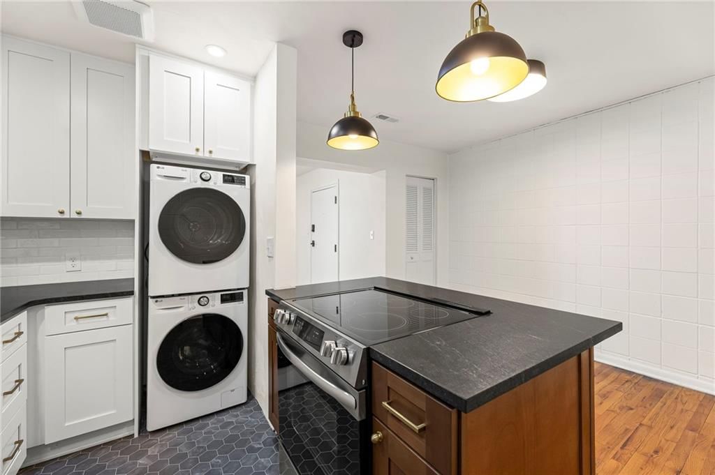 4903 Walnut Street — photo 5