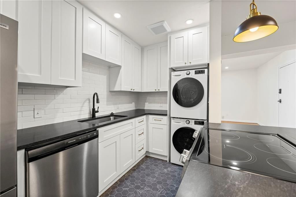 4903 Walnut Street — photo 6