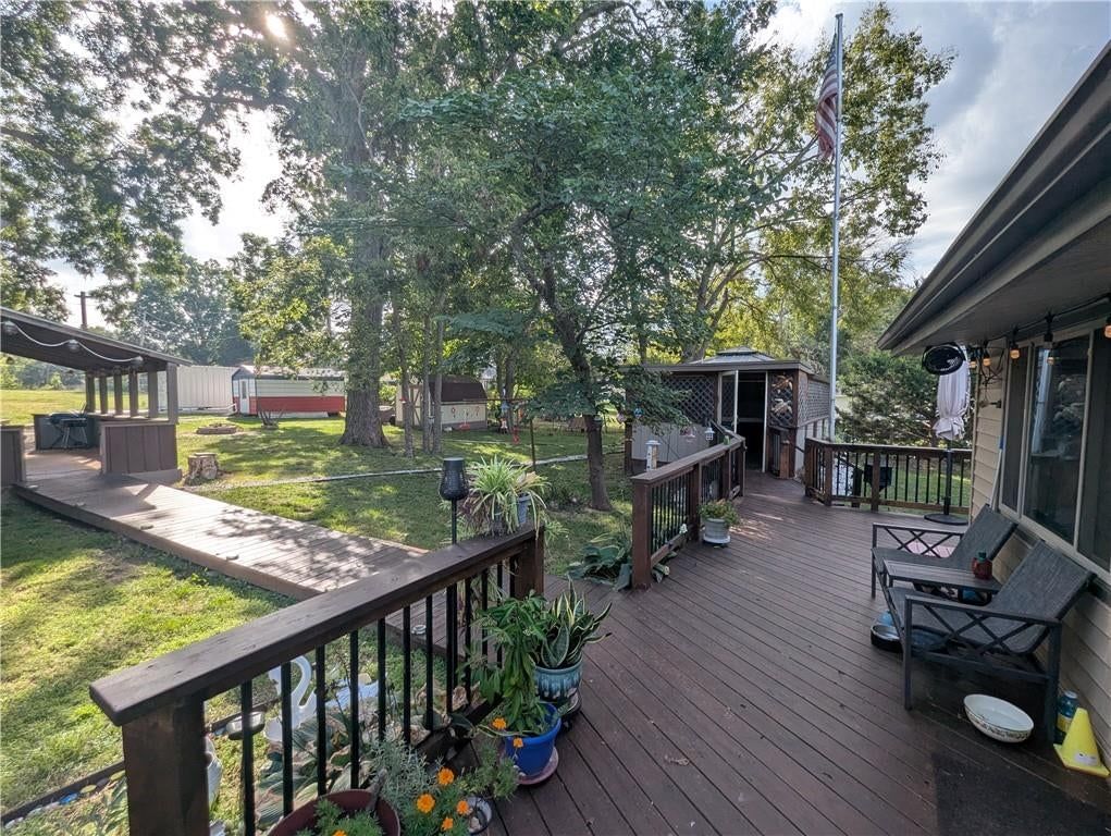 Photo 11 of 68 - 701 S Oakland Street, Harrisonville, MO 64701