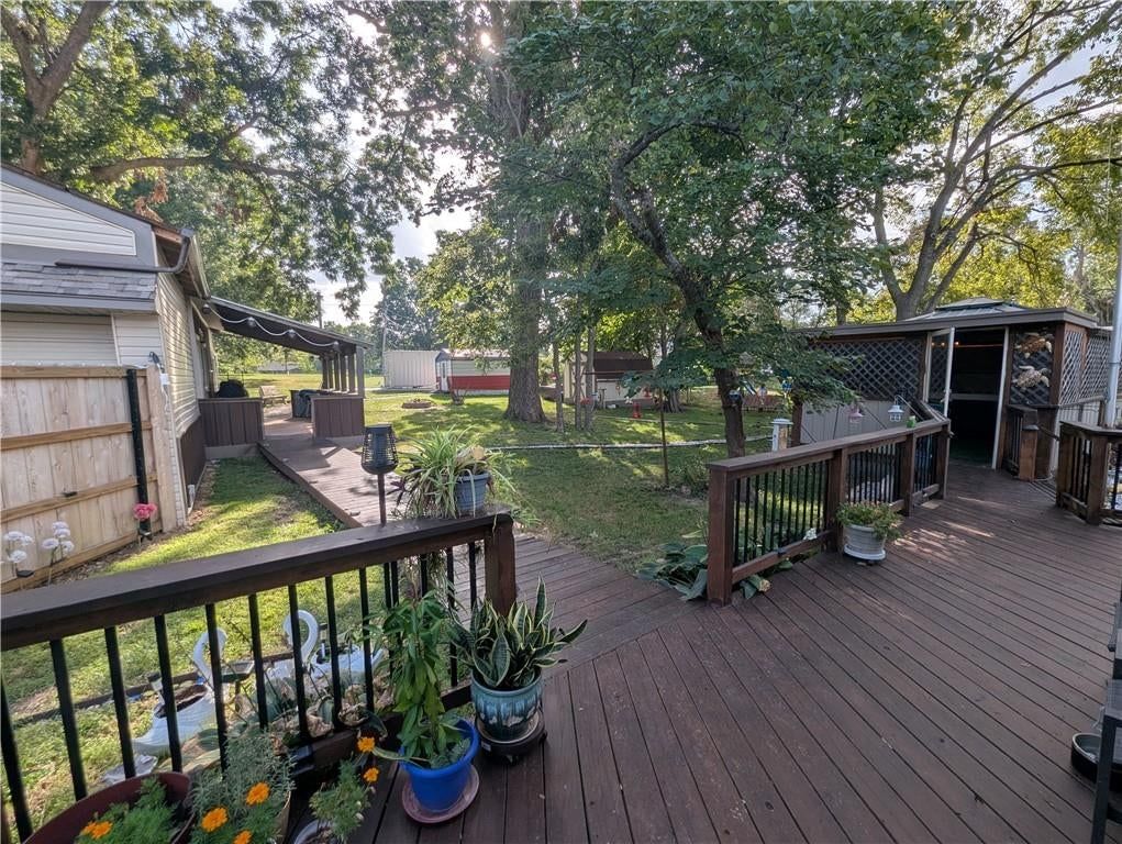 Photo 13 of 68 - 701 S Oakland Street, Harrisonville, MO 64701