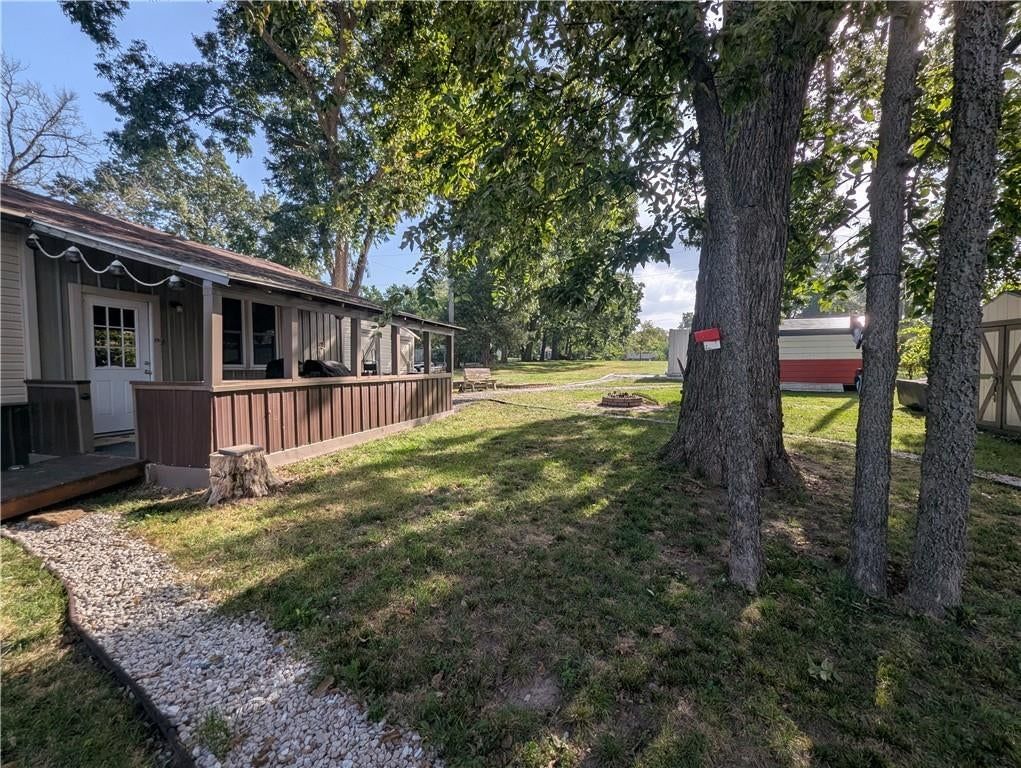Photo 14 of 68 - 701 S Oakland Street, Harrisonville, MO 64701