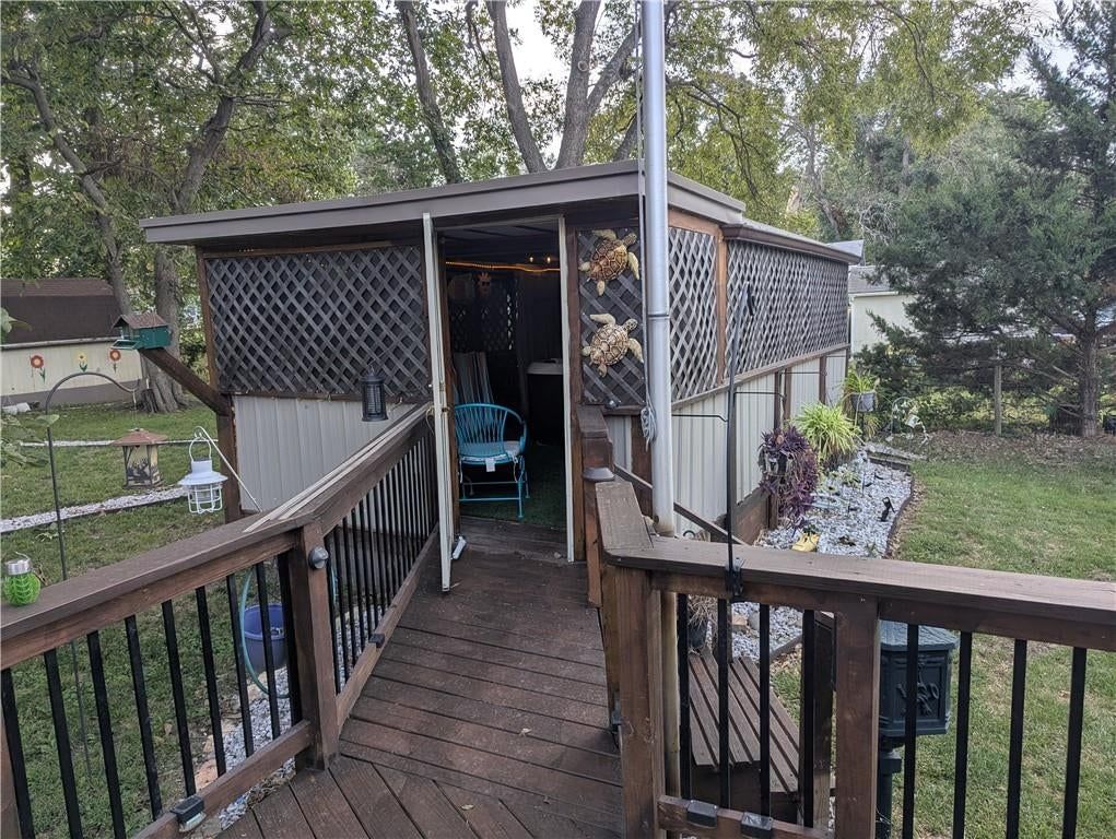 Photo 15 of 68 - 701 S Oakland Street, Harrisonville, MO 64701