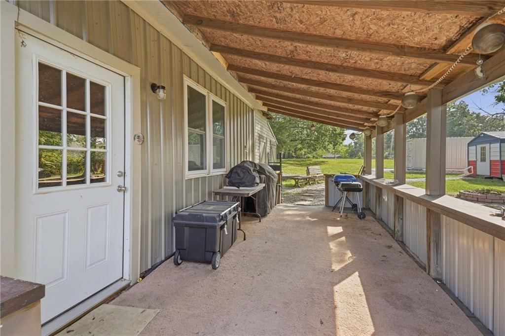 Photo 34 of 68 - 701 S Oakland Street, Harrisonville, MO 64701
