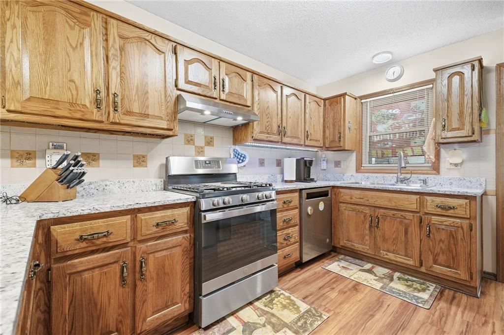 Photo 57 of 68 - 701 S Oakland Street, Harrisonville, MO 64701