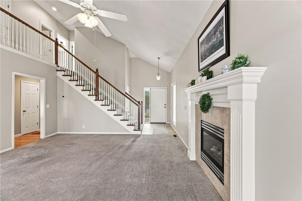 22610 W 72nd Terrace — photo 5