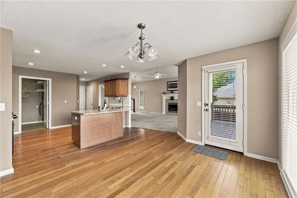 22610 W 72nd Terrace — photo 14