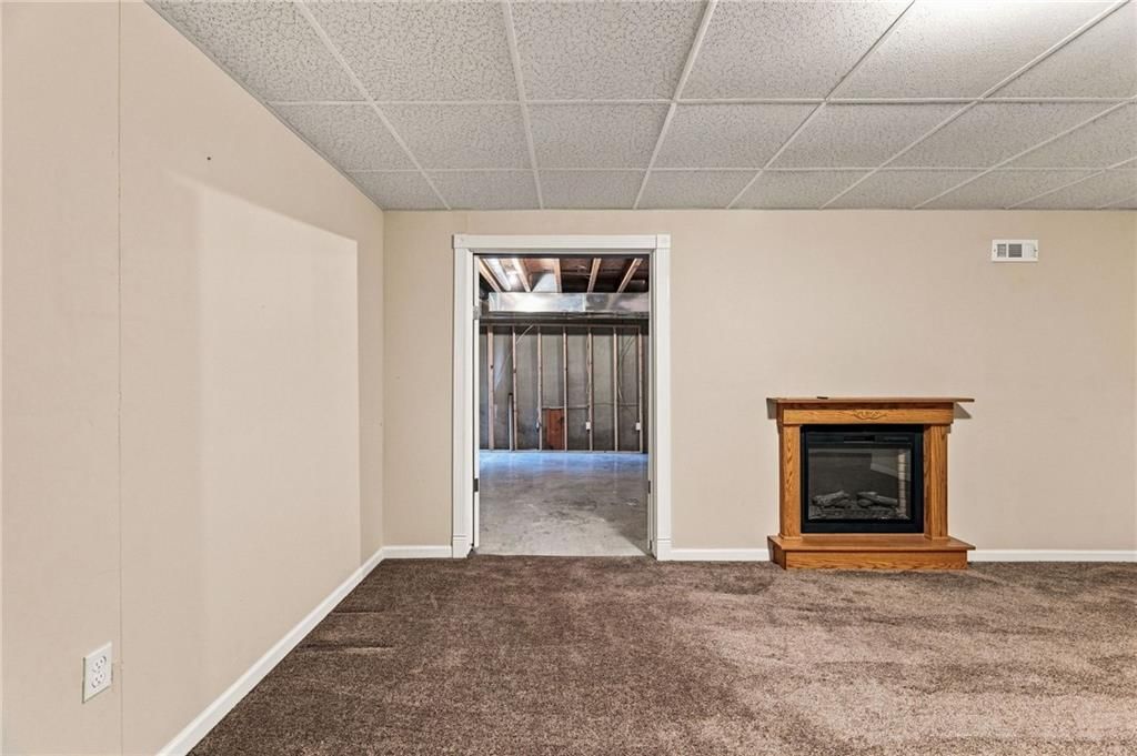 22610 W 72nd Terrace — photo 41