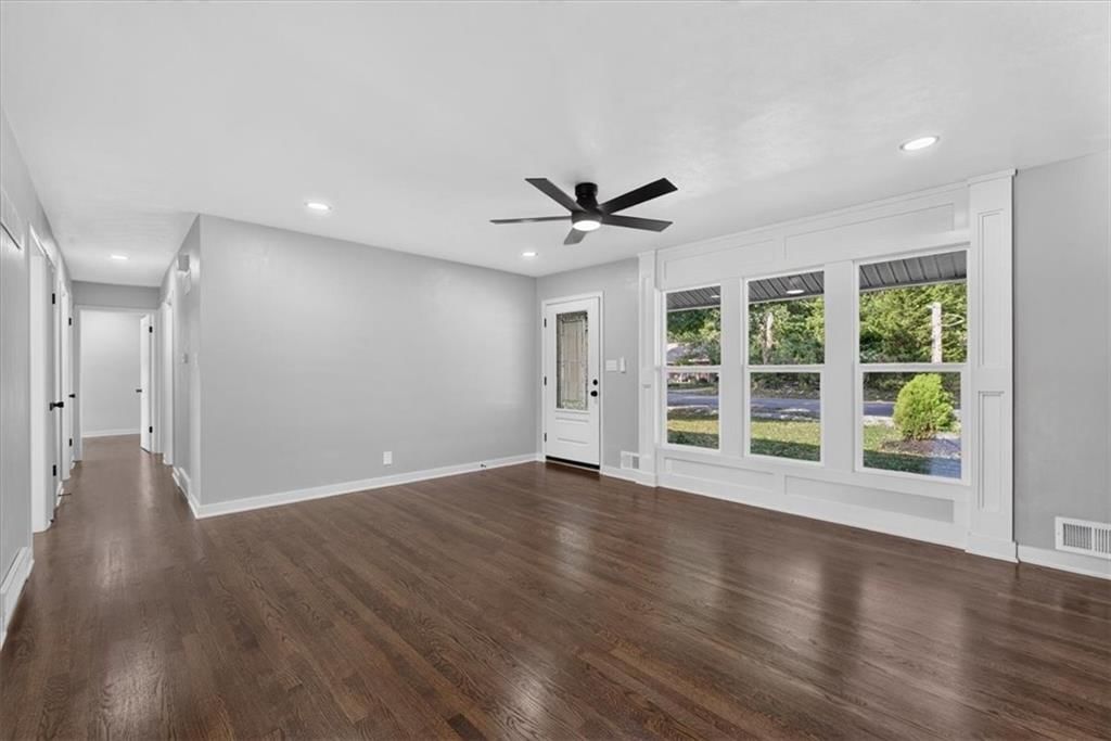 1305 N River Boulevard — photo 8