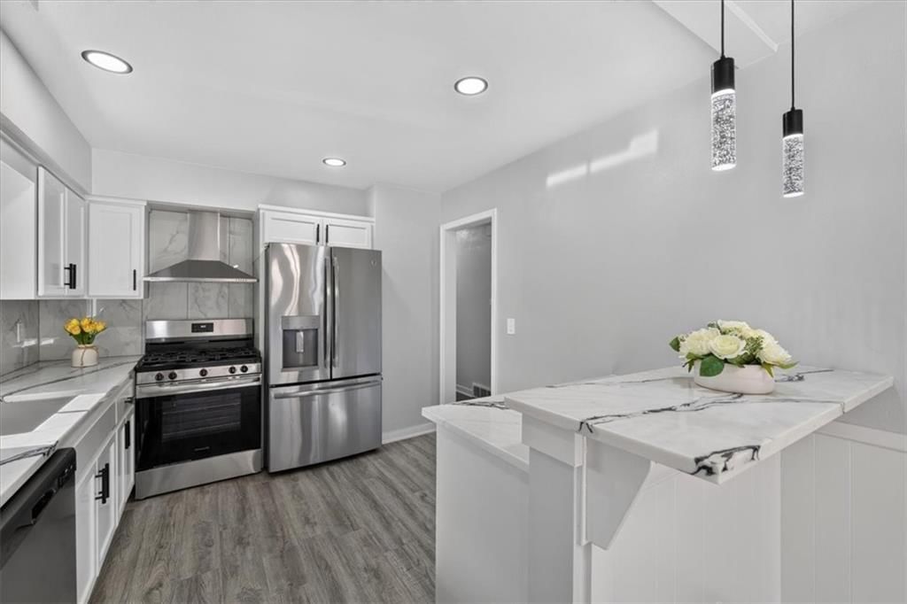 1305 N River Boulevard — photo 15